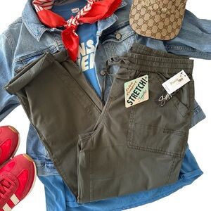 NWT Unionbay Maryanne Ankle Pants